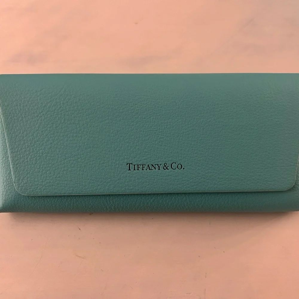 Tiffany & Co sunglasses case - Picture 4 of 9